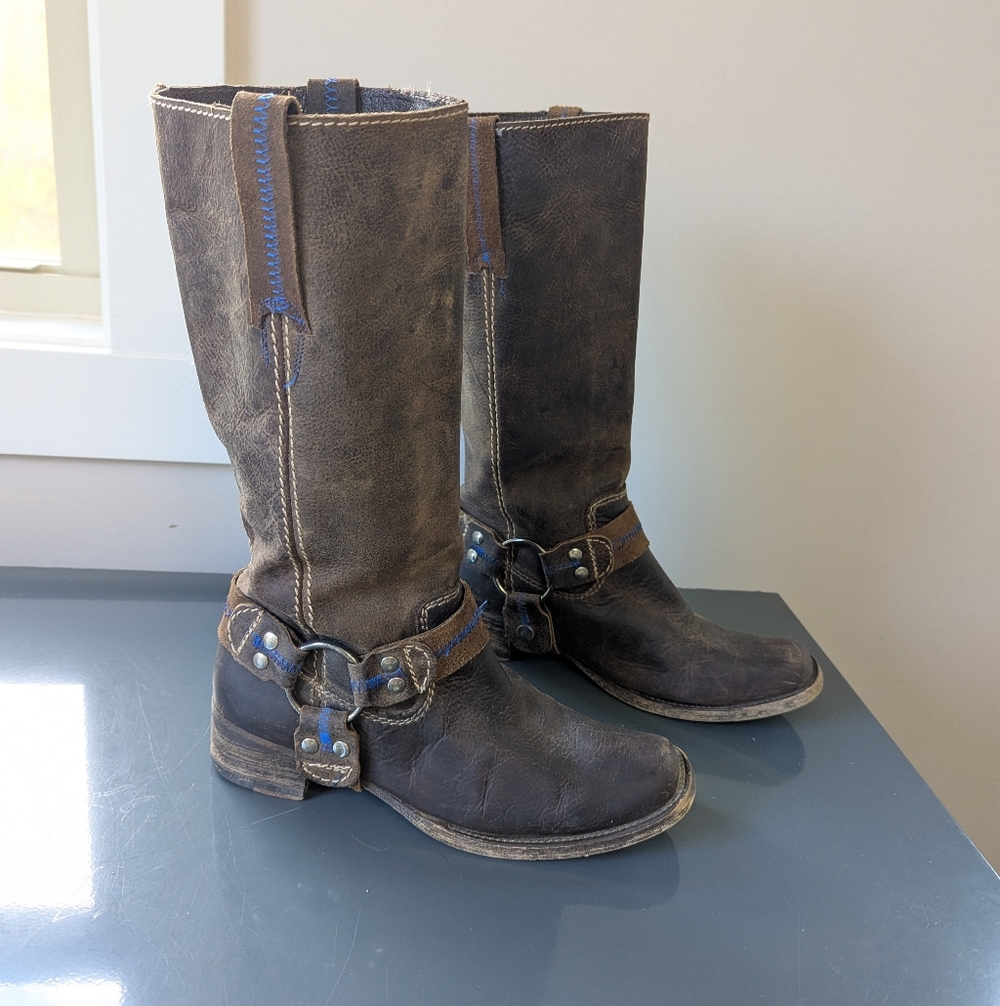 Oak‎ Tree Farms Opal Distressed Leather Harness Boots Tall Brown Moto Western